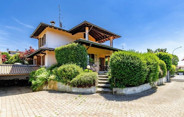 casa indipendente in vendita a Castelseprio