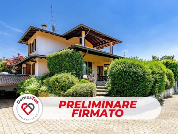 casa indipendente in vendita a Castelseprio