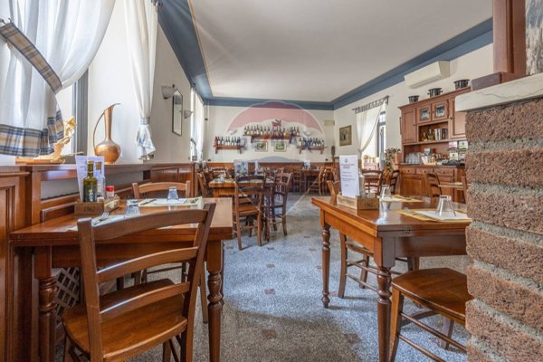 locale commerciale in vendita a Castelseprio