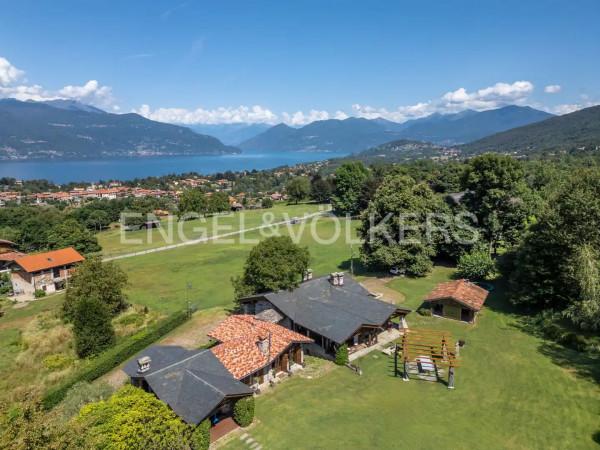 casa indipendente in vendita a Castelveccana in zona Pira