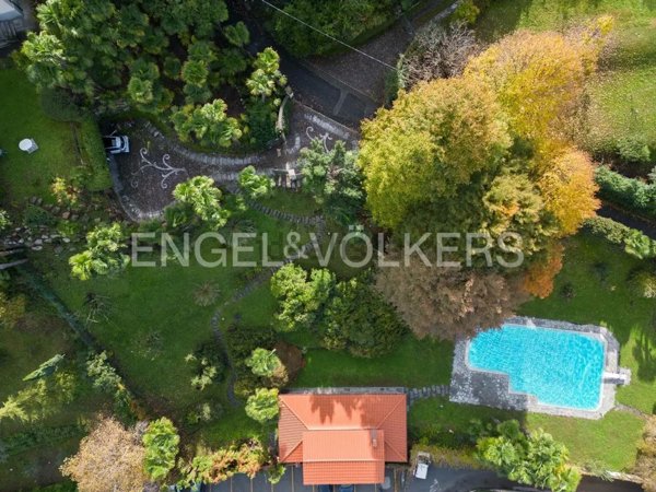 casa indipendente in vendita a Castelveccana in zona Caldé