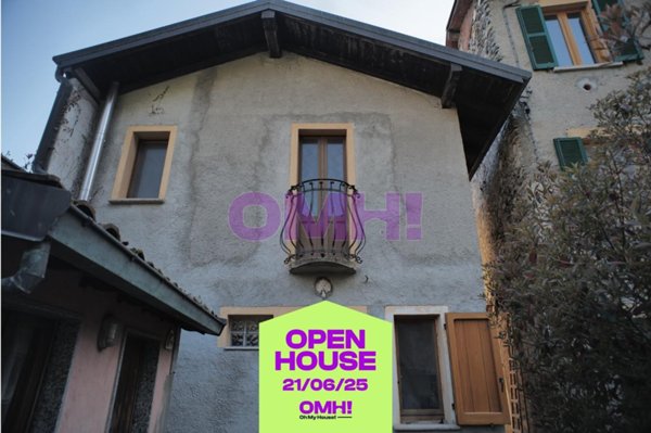 casa indipendente in vendita a Castelveccana in zona Caldé