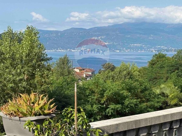 casa indipendente in vendita a Castelveccana in zona Caldé