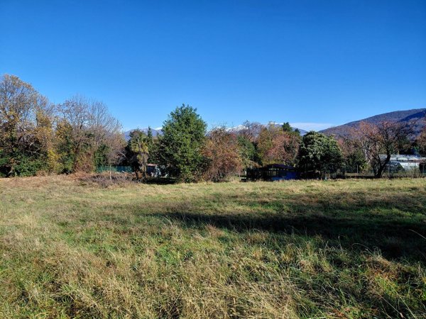 terreno edificabile in vendita a Castelveccana in zona Nasca