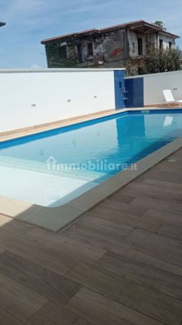 casa indipendente in vendita a Castelveccana