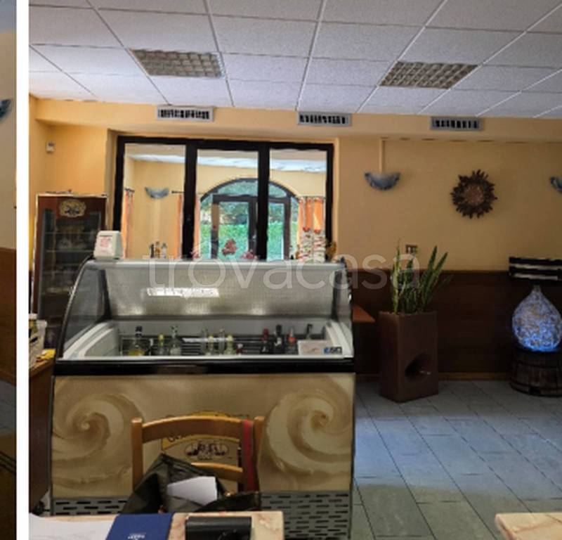 negozio in vendita a Castelveccana in zona Castello