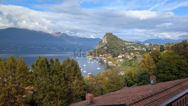 appartamento in vendita a Castelveccana