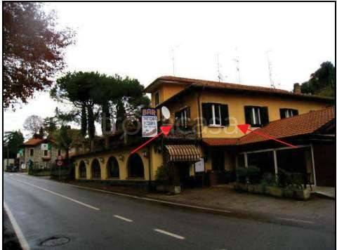 appartamento in vendita a Castelveccana in zona Castello