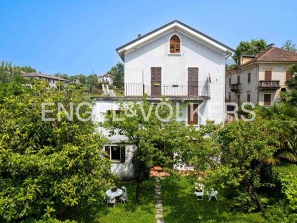 appartamento in vendita a Castelveccana in zona Caldé