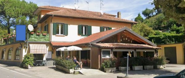 negozio in vendita a Castelveccana in zona San Pietro