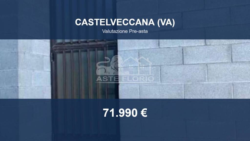 locale commerciale in vendita a Castelveccana in zona Castello