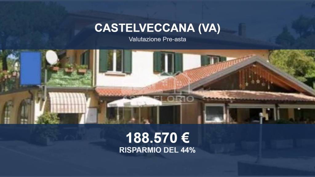 locale commerciale in vendita a Castelveccana in zona Castello