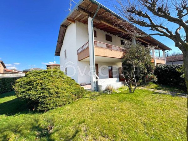 casa indipendente in vendita a Castiglione Olona