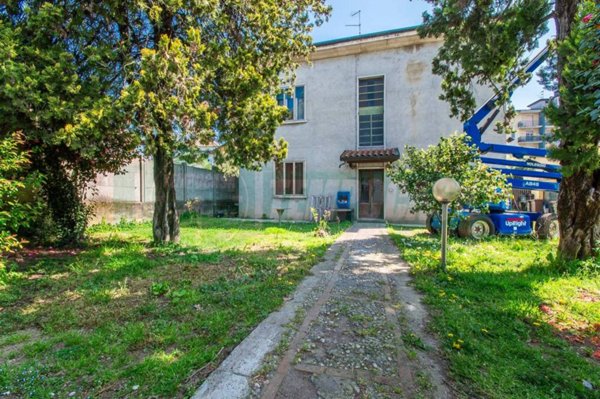 casa indipendente in vendita a Castiglione Olona