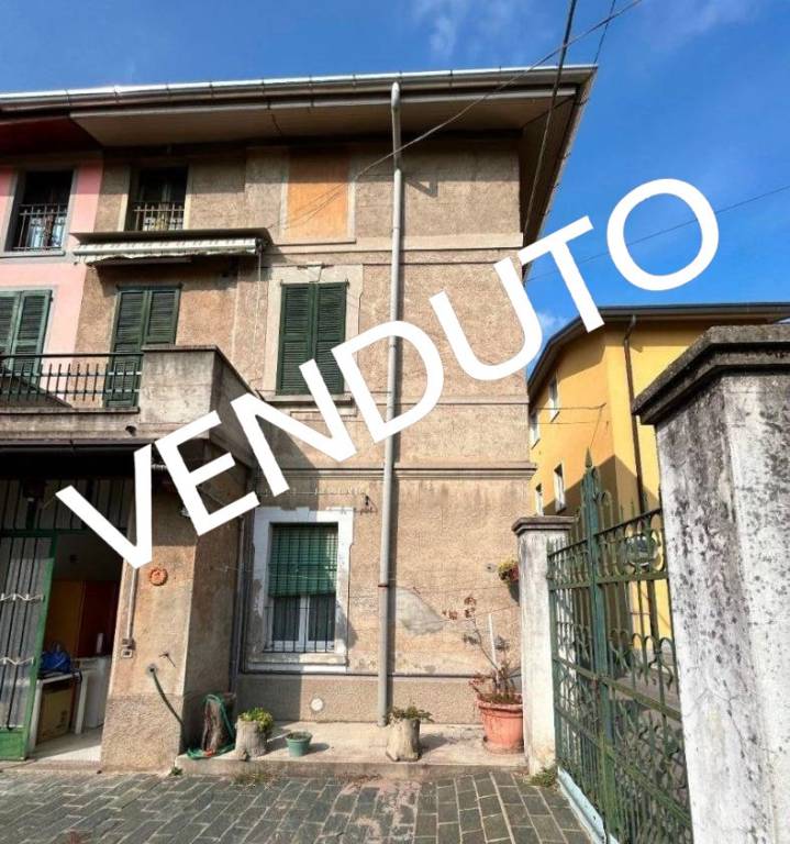 casa indipendente in vendita a Castiglione Olona