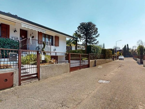 casa indipendente in vendita a Castiglione Olona