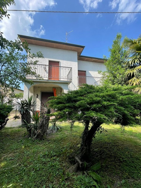 casa indipendente in vendita a Castiglione Olona