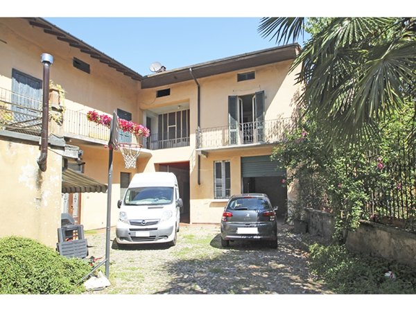 casa indipendente in vendita a Castiglione Olona