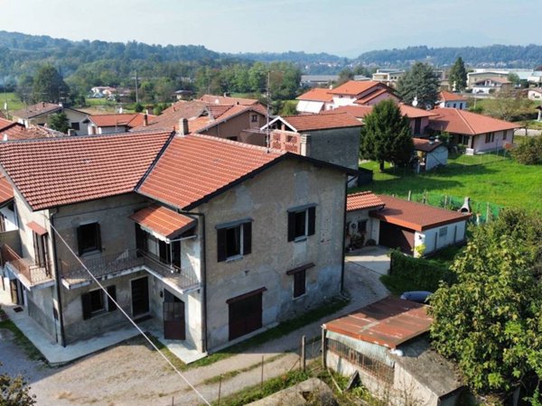 casa indipendente in vendita a Castiglione Olona