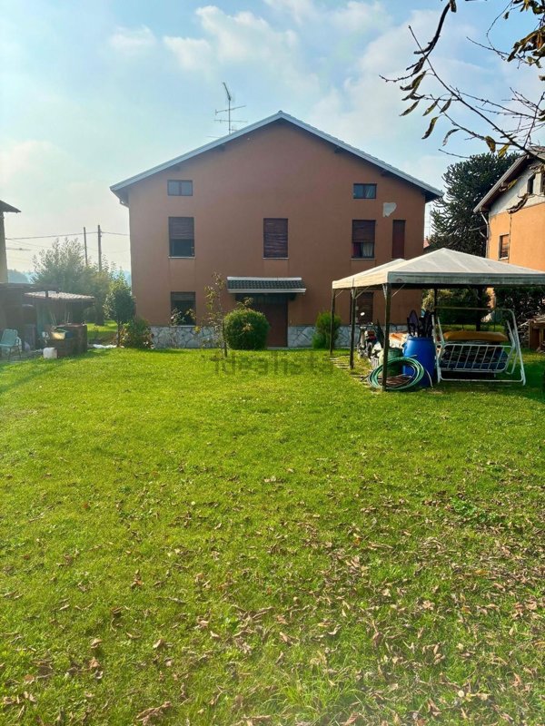 casa indipendente in vendita a Castiglione Olona