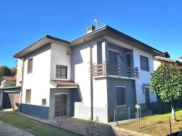 casa indipendente in vendita a Castiglione Olona