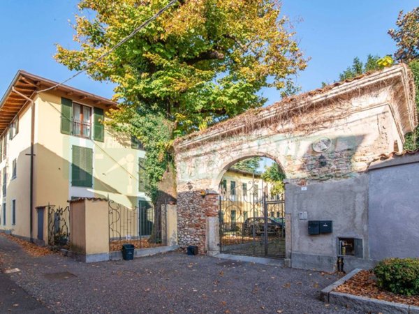 appartamento in vendita a Castiglione Olona in zona Gornate Superiore