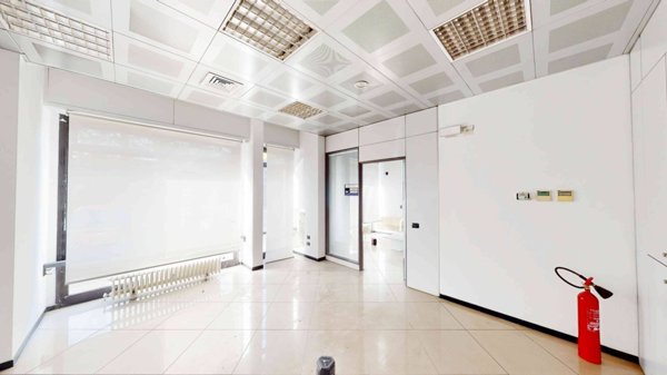 locale commerciale in vendita a Castiglione Olona