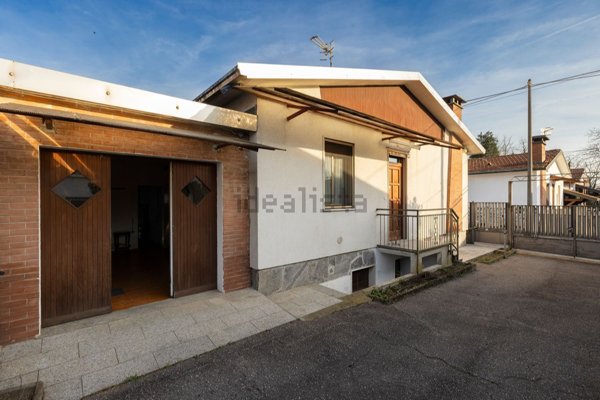 casa indipendente in vendita a Castiglione Olona