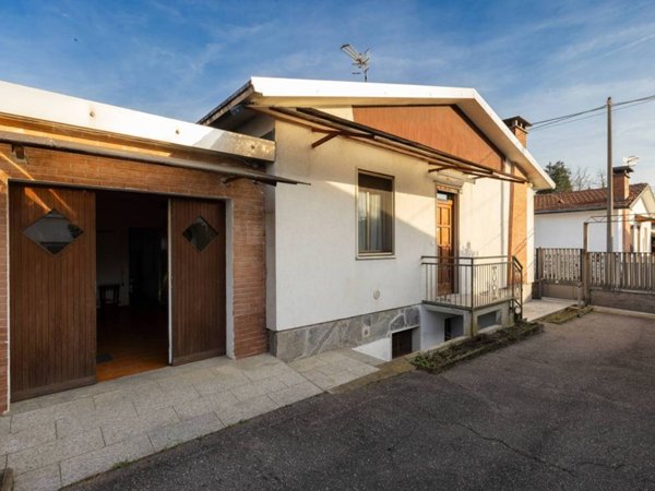 casa indipendente in vendita a Castiglione Olona