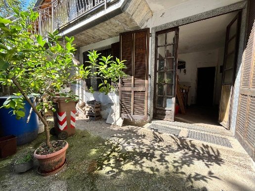 appartamento in vendita a Castiglione Olona in zona Caronno Corbellaro