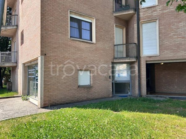 negozio in vendita a Castiglione Olona in zona Gornate Superiore