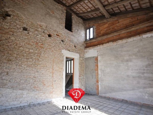 appartamento in vendita a Castiglione Olona in zona Gornate Superiore