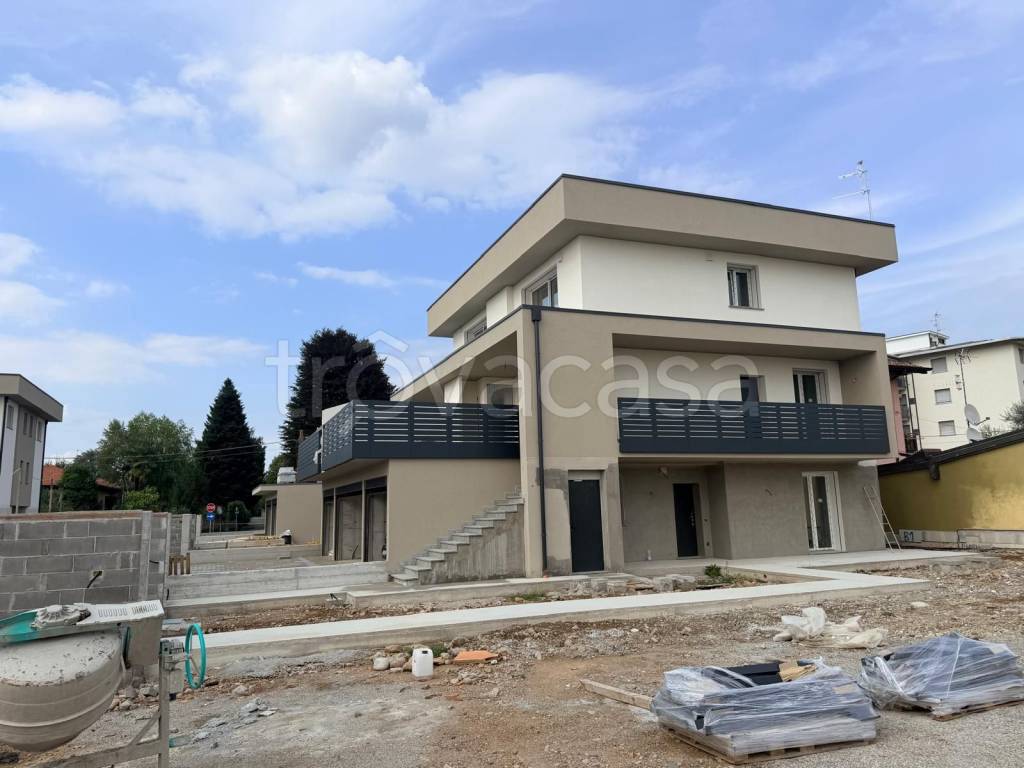 appartamento in vendita a Castiglione Olona in zona Gornate Superiore