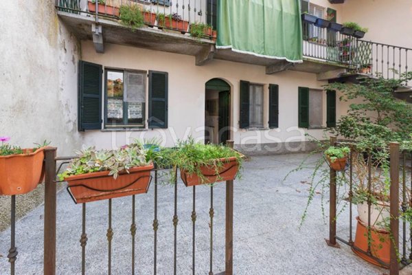 appartamento in vendita a Castiglione Olona in zona Gornate Superiore