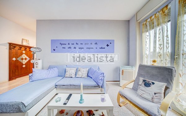 appartamento in vendita a Castronno