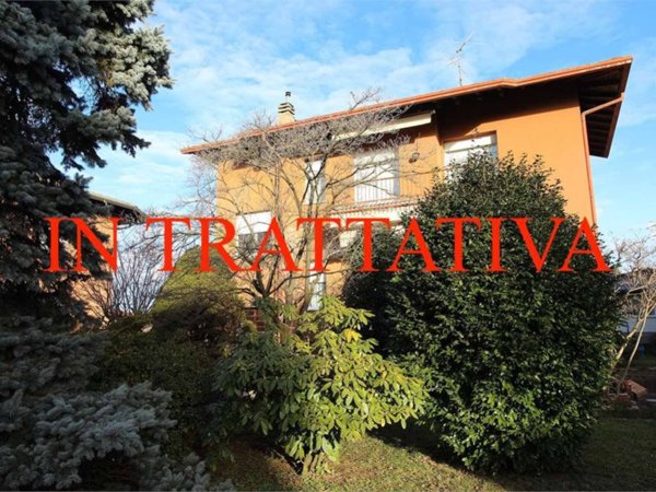 appartamento in vendita a Castronno