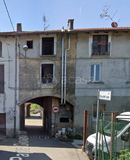 appartamento in vendita a Castronno