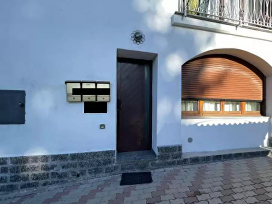 appartamento in vendita a Castronno