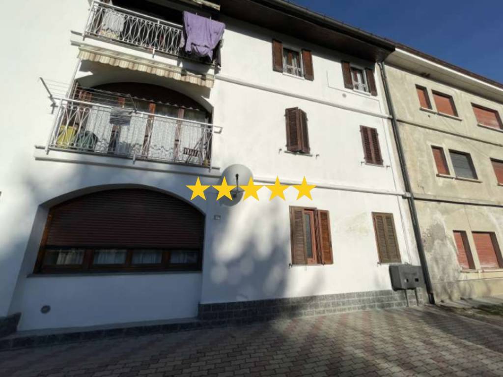 appartamento in vendita a Castronno
