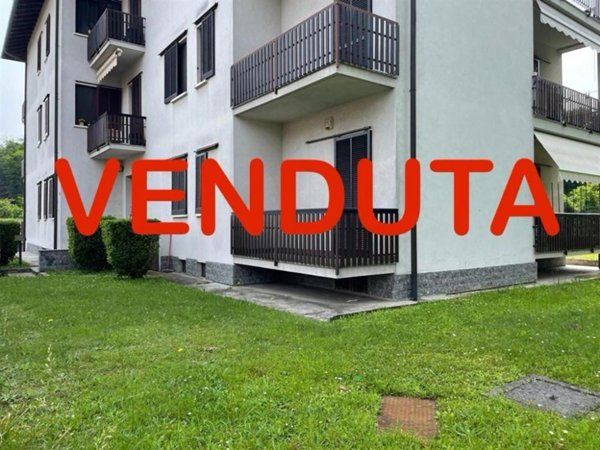 appartamento in vendita a Castronno