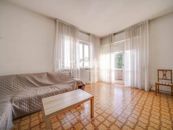 appartamento in vendita a Castronno