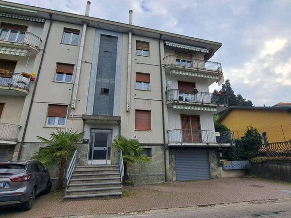 appartamento in vendita a Castronno