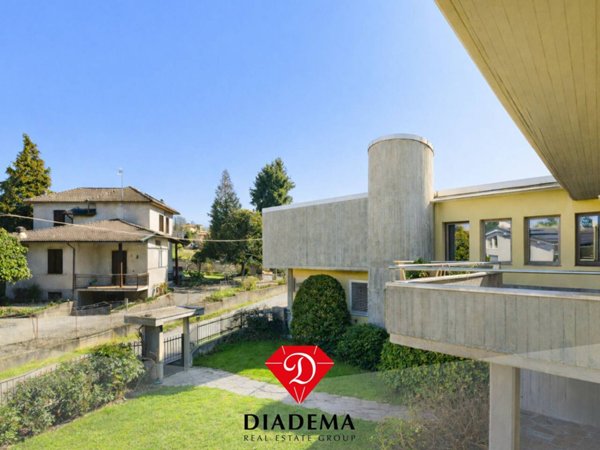 appartamento in vendita a Castronno