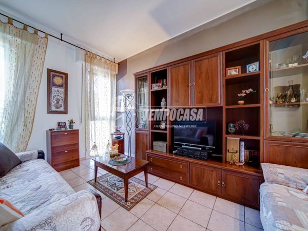 appartamento in vendita a Castronno