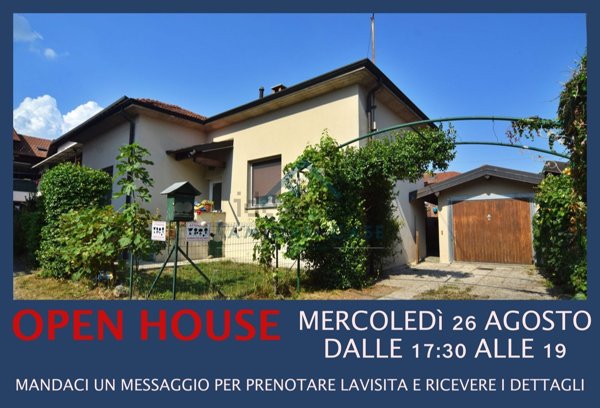 casa indipendente in vendita a Castronno in zona Sant'Alessandro