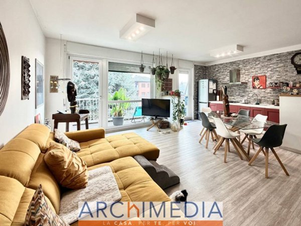 appartamento in vendita a Castronno