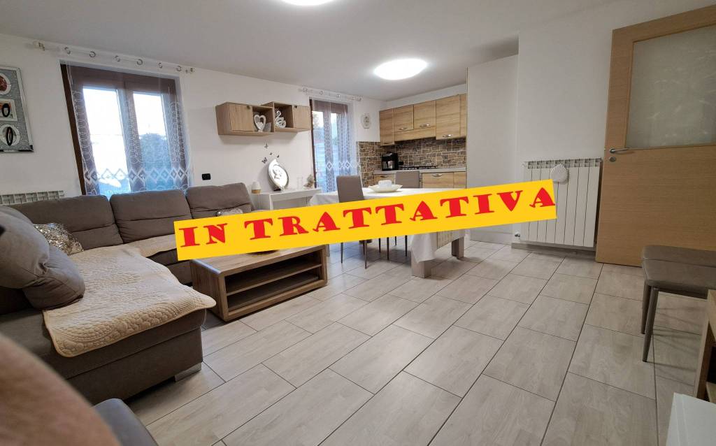 casa indipendente in vendita a Cavaria con Premezzo