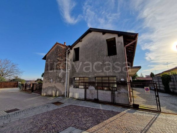 casa indipendente in vendita a Cavaria con Premezzo