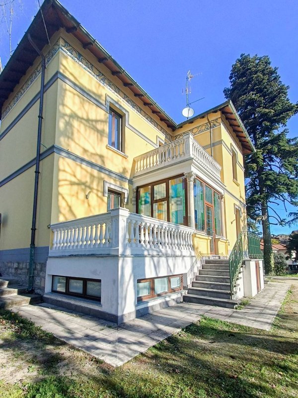 casa indipendente in vendita a Cavaria con Premezzo