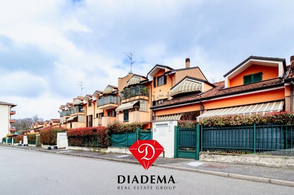 casa indipendente in vendita a Cavaria con Premezzo